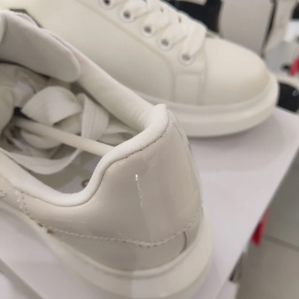 New! Aldo Juparana Flatform Sneakers - Picture 5 of 8